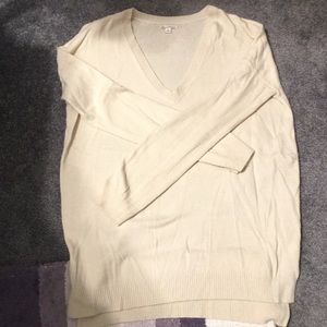 Gap cream Sweater